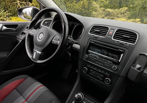 Volkswagen Golf cena 26900 przebieg: 152000, rok produkcji 2012 z Garwolin małe 379